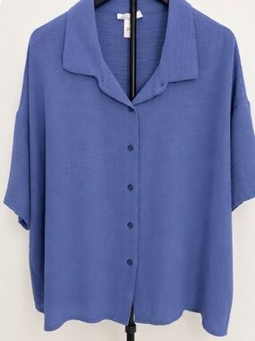 Just Be Women's Button Front Blouse – Size 2X – Blue